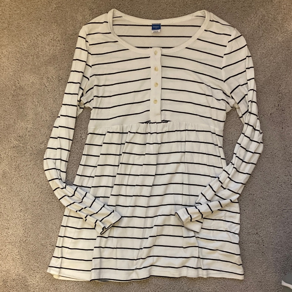 Old Navy Striped Maternity and Nursing Long Sleeve Top